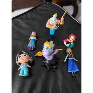 Random Disney Princesses and Villains Figurines Ariel Ursula Triton Jasmine